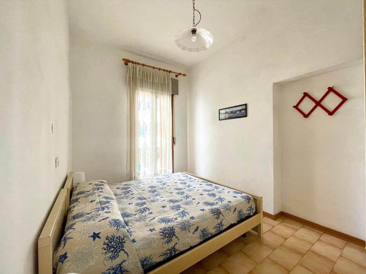 Villa Fronte Mare-Carraro Immobiliare Jesolo - Family Apartments Экстерьер фото