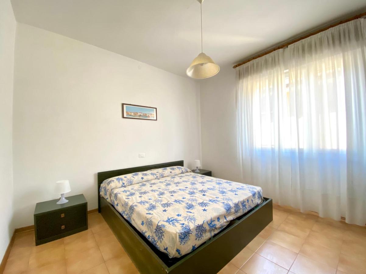 Villa Fronte Mare-Carraro Immobiliare Jesolo - Family Apartments Экстерьер фото